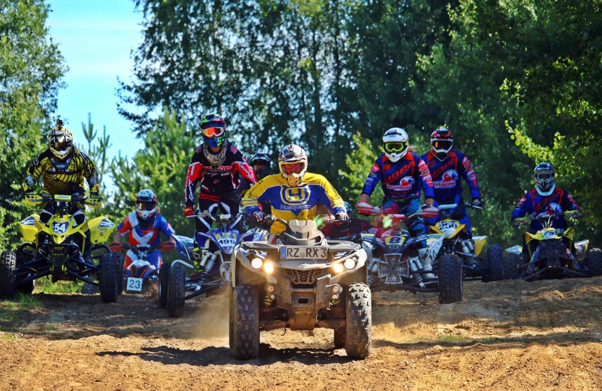 Nosotros 2 Cuatrimotos lago calima scaled e1728610614135